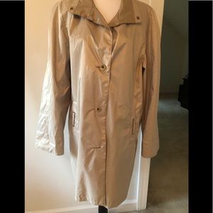 Women’s XL  Jacket gold shimmer lightweight lined